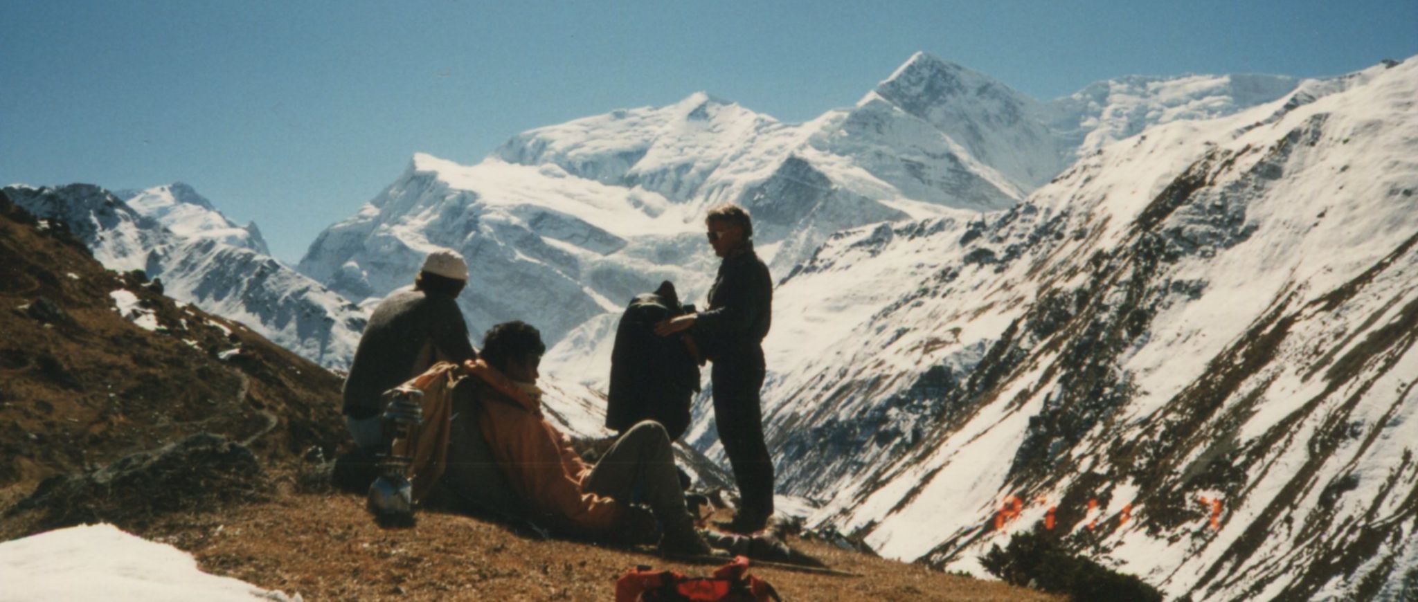 Annapurna Himal on ascent from Manang to Tharong La