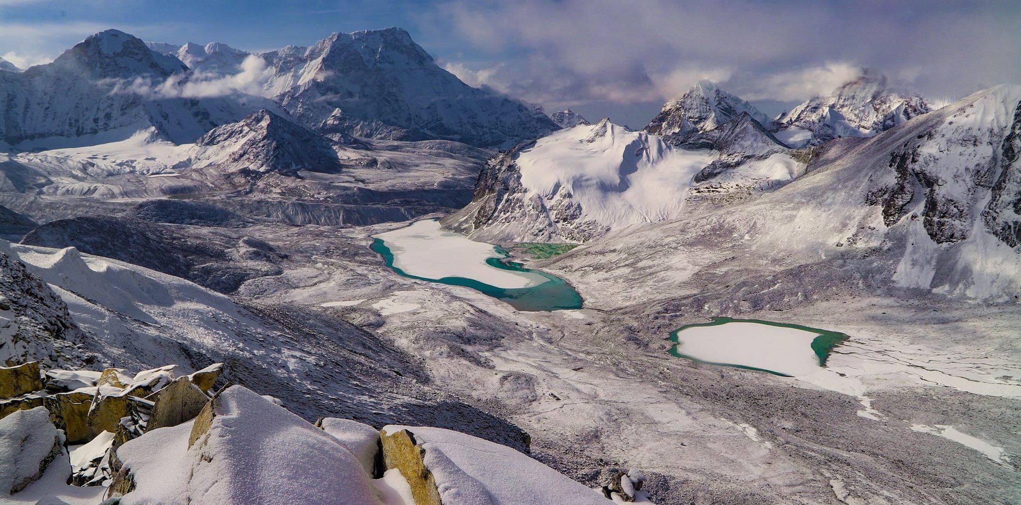 Hongu Panch Pokhari from Amphu Labtse