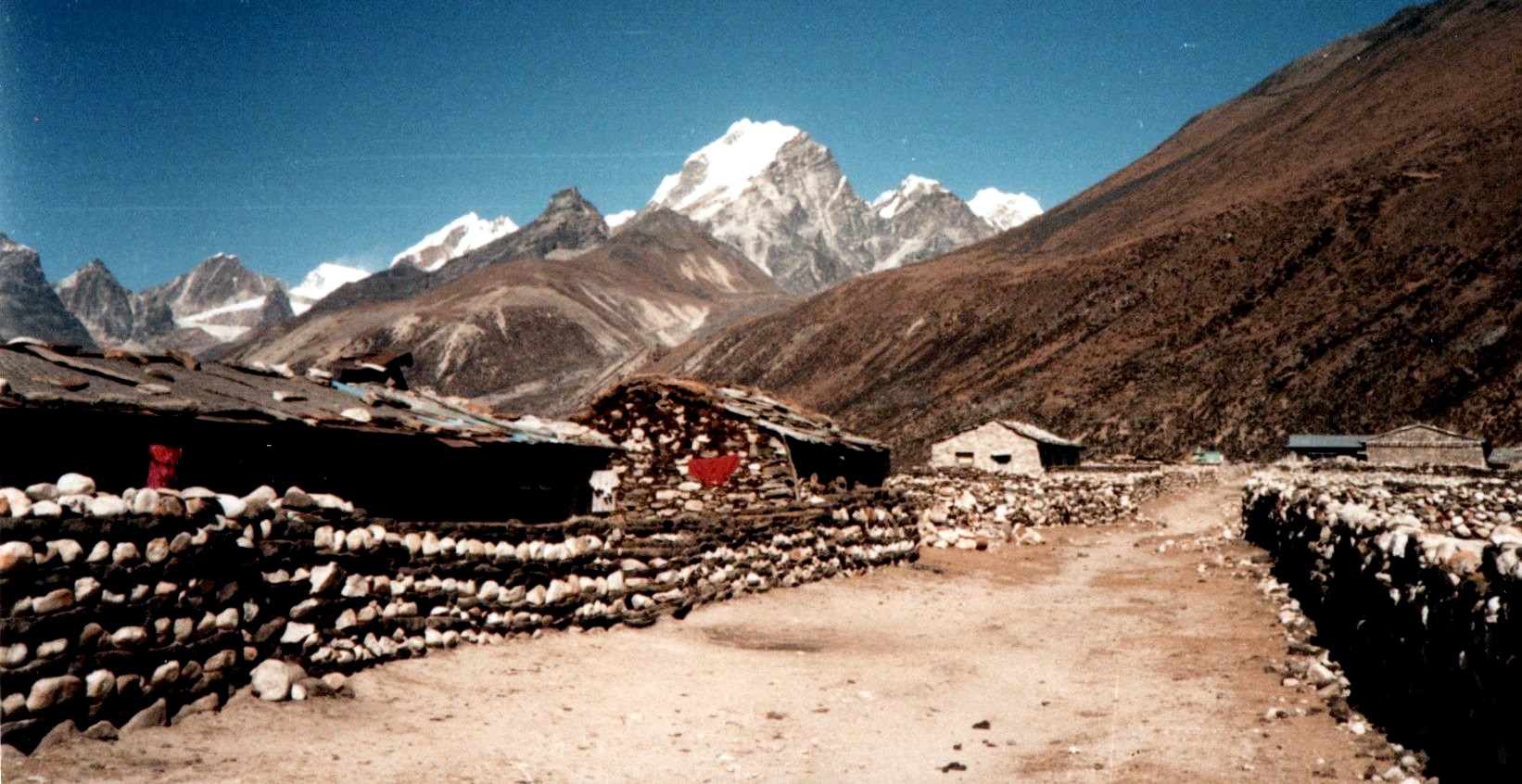 Dingboche