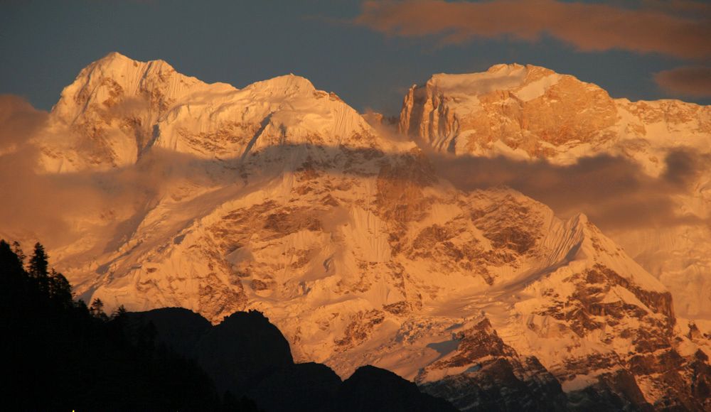 Sunset on Manaslu