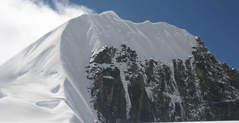 Tent Peak ( Tharpu Chuli )