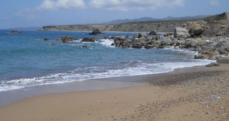 Rocks at the northen end of Lara Beach