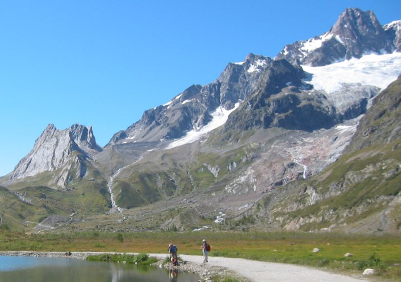 Val Veny beneath Monte Bianco ( Mont Blanc ) in NW Italy