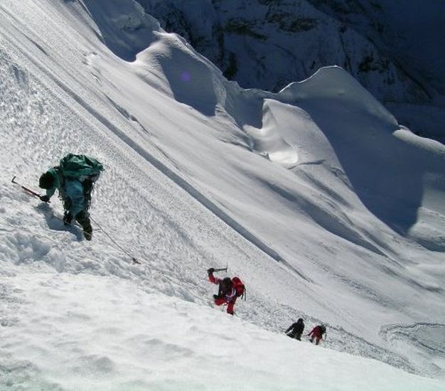 Ascent of Island Peak ( Imja Tse )