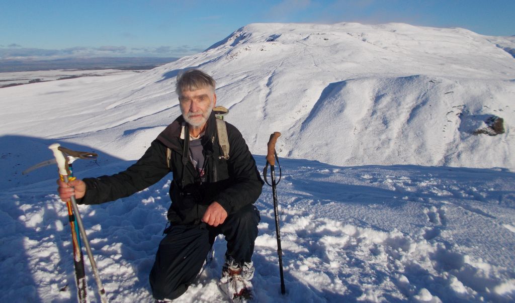 Earl's Seat in Campsie Fells from Dumgoyne