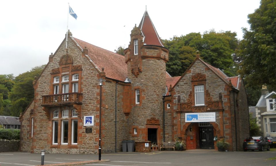 Burgh Hall at Cove