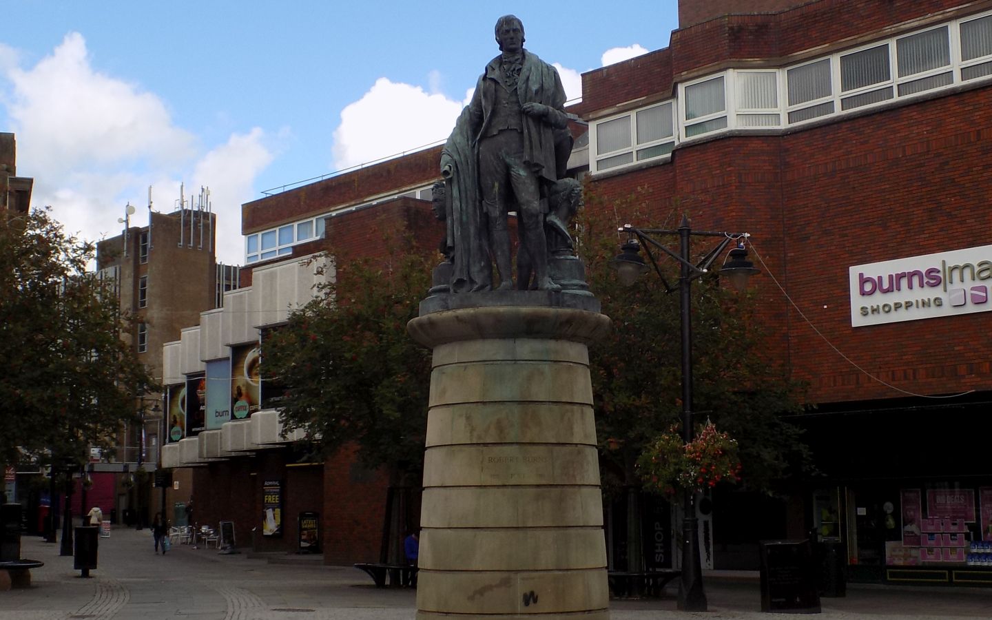 Robert Burns Statue at Kilmarnock Cross