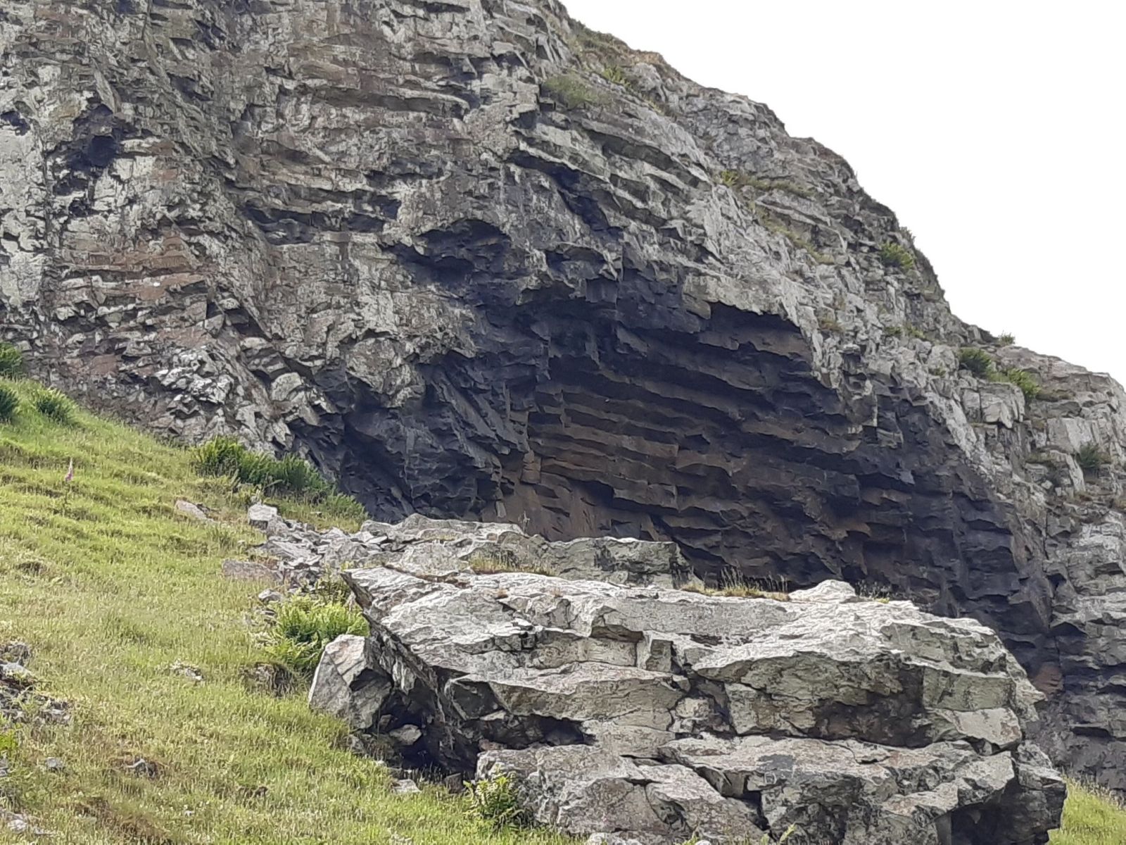 Rock formations on Dunglass