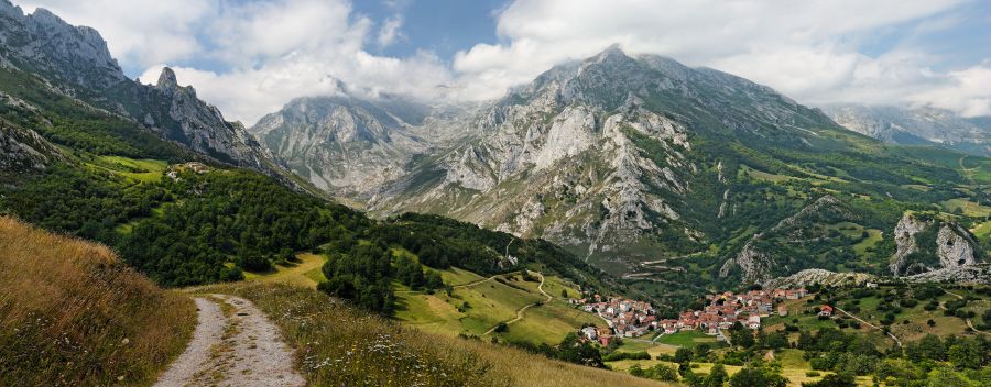 Picos de Europa above Sotres